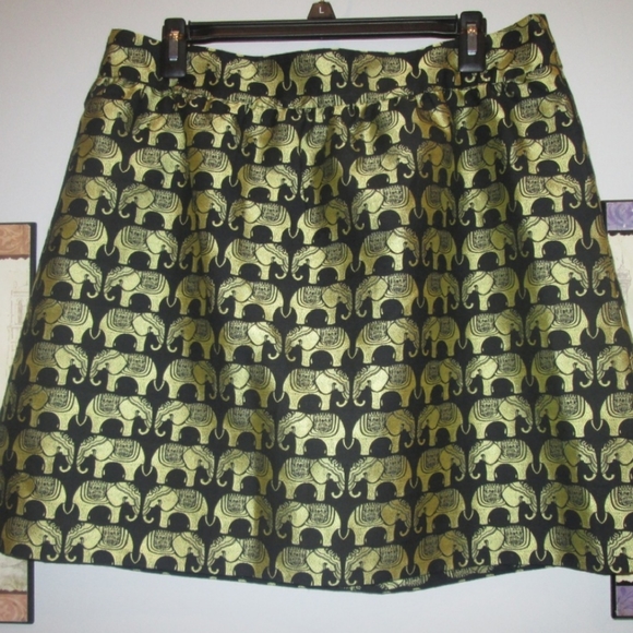 Crown and Ivy Skirt Sz.4 - Picture 5 of 5